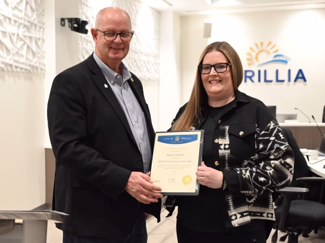Stacie Swinton Citizen of the Year Finalist with Mayor McIsaac